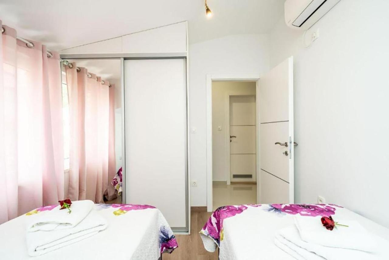 Apartment Matej Mokošica Exteriér fotografie