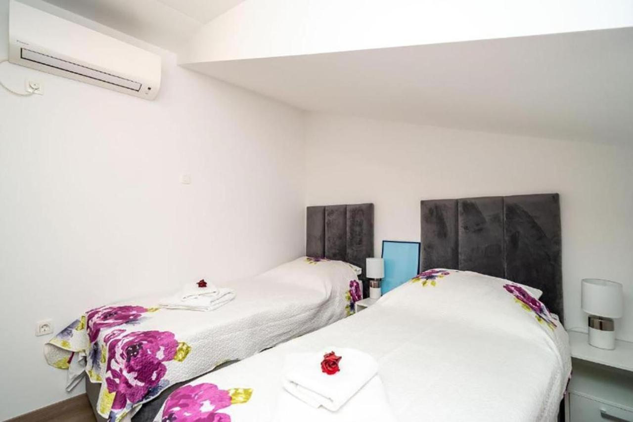 Apartment Matej Mokošica Exteriér fotografie